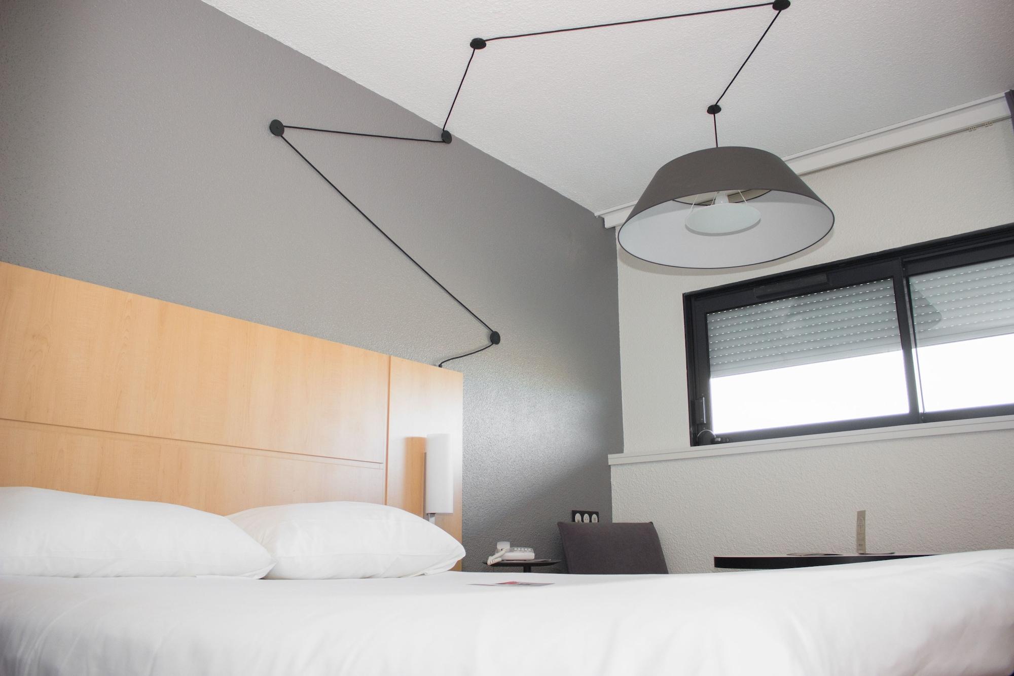 Ibis Site Du Futuroscope Hotell Chasseneuil-du-Poitou Exteriör bild