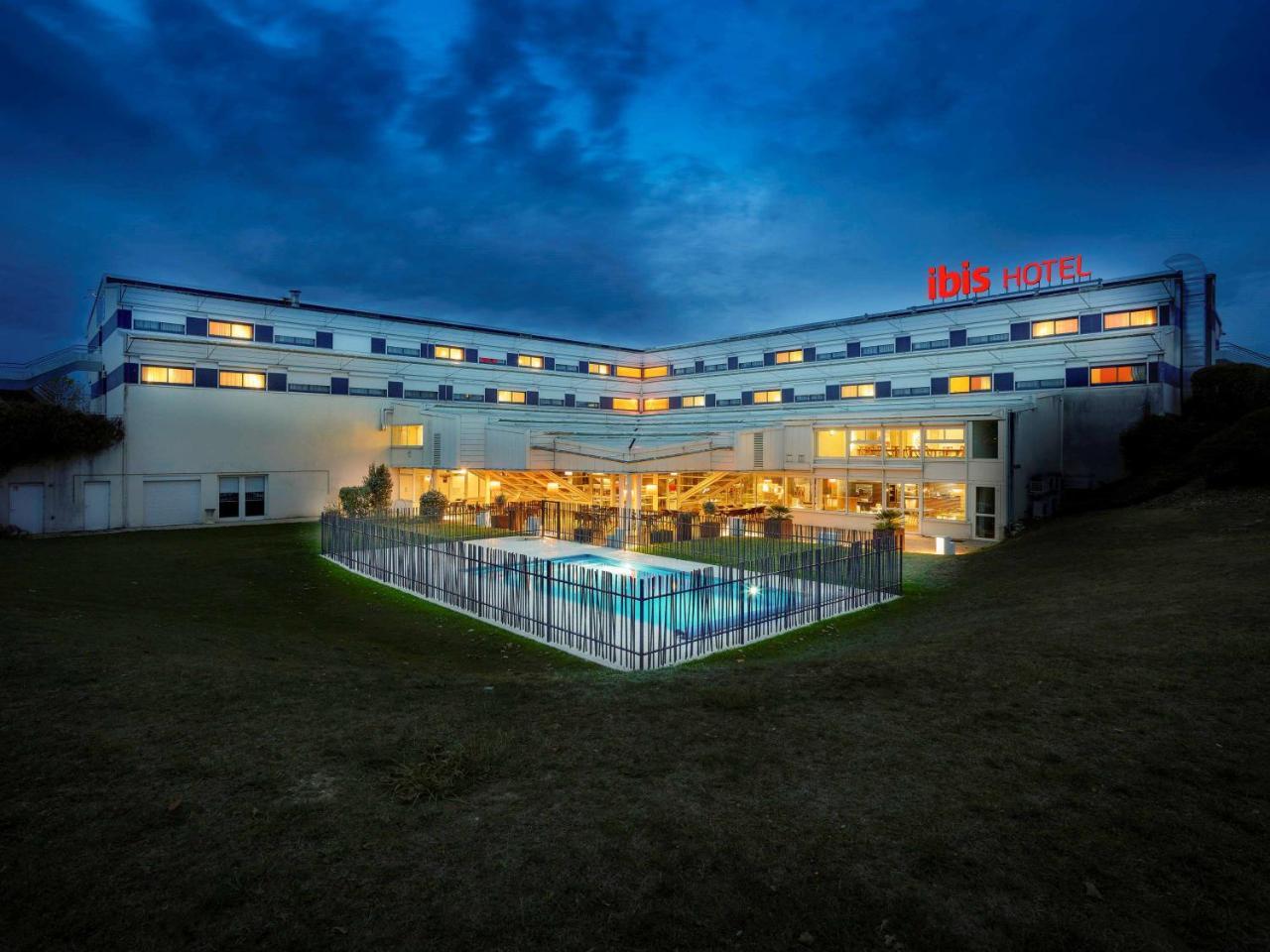 Ibis Site Du Futuroscope Hotell Chasseneuil-du-Poitou Exteriör bild