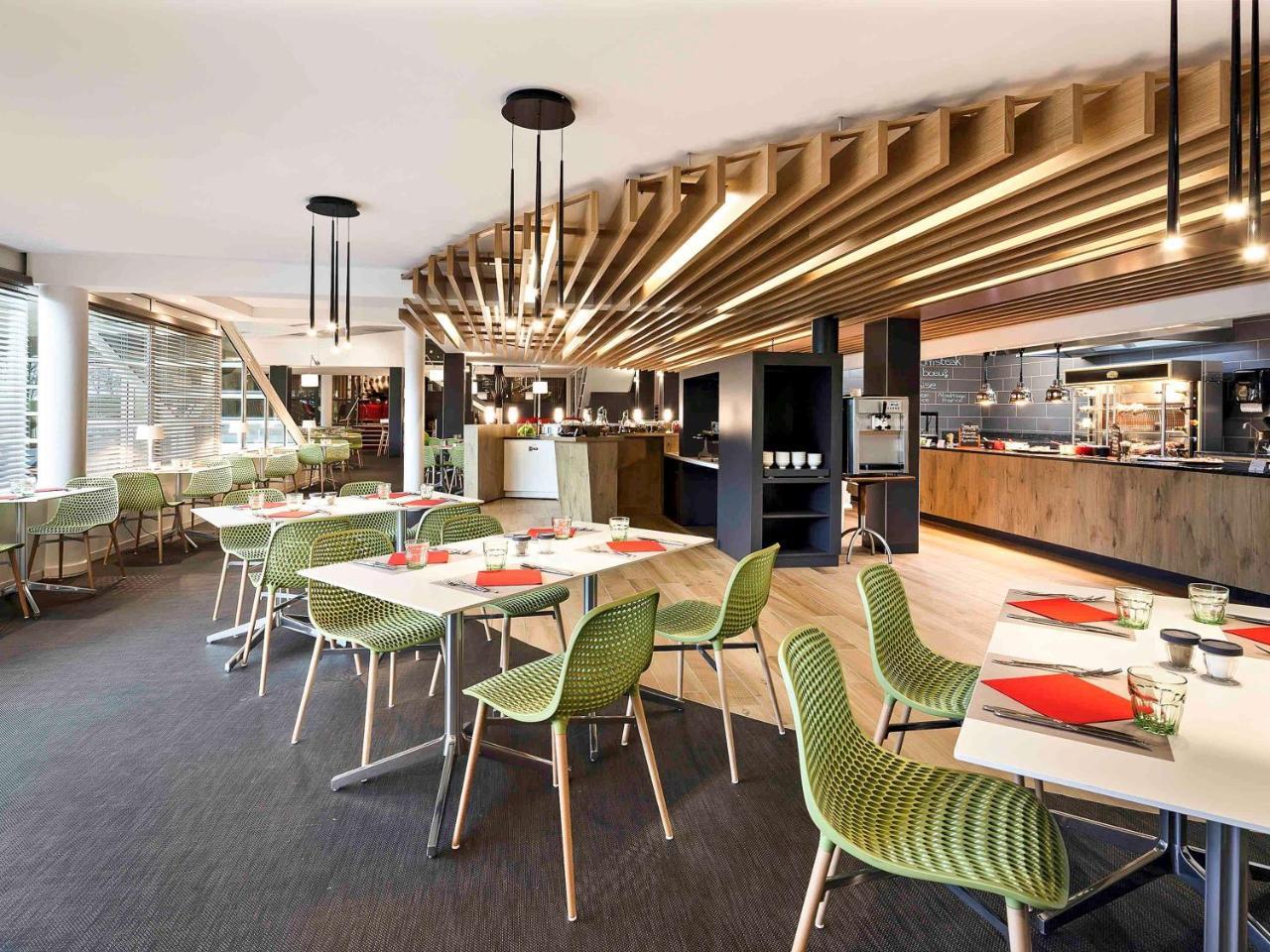Ibis Site Du Futuroscope Hotell Chasseneuil-du-Poitou Exteriör bild