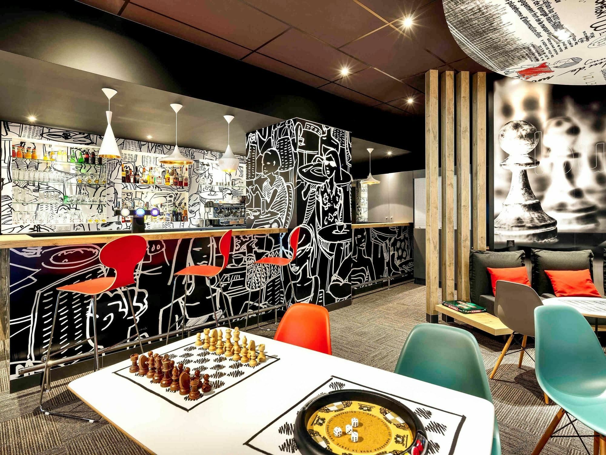 Ibis Site Du Futuroscope Hotell Chasseneuil-du-Poitou Exteriör bild