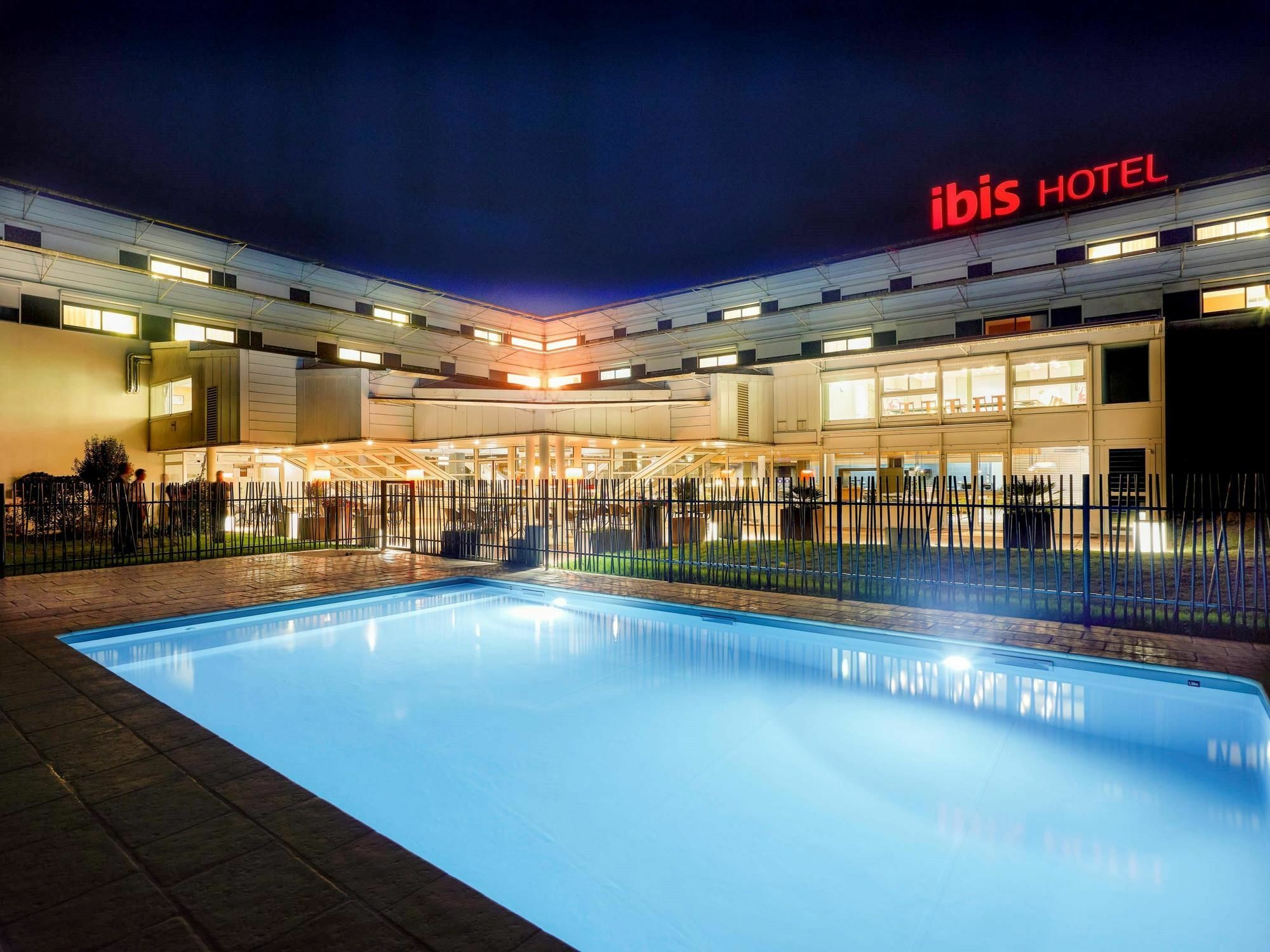 Ibis Site Du Futuroscope Hotell Chasseneuil-du-Poitou Exteriör bild